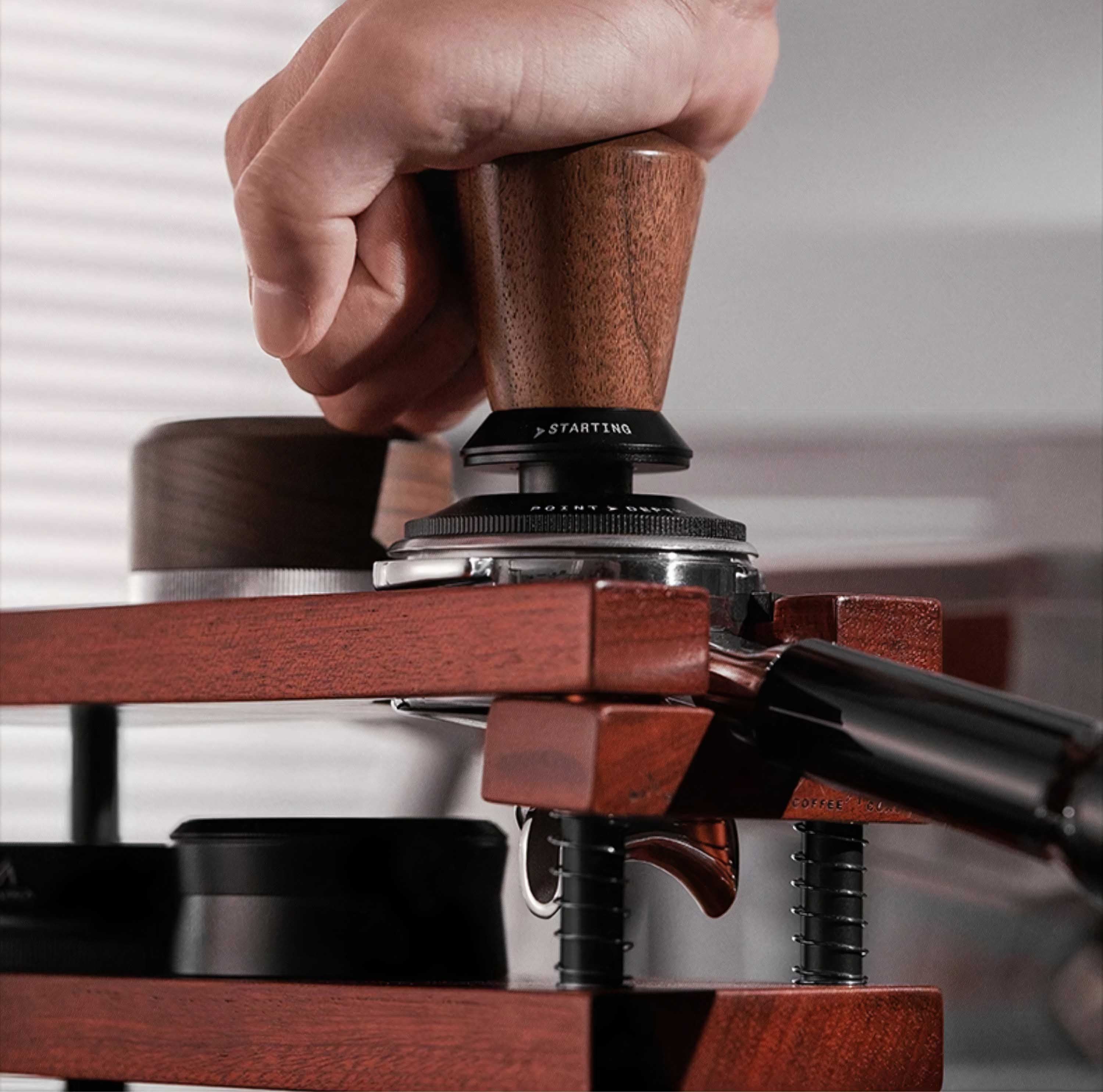 Espresso Tamping Holder with Spring Feedback