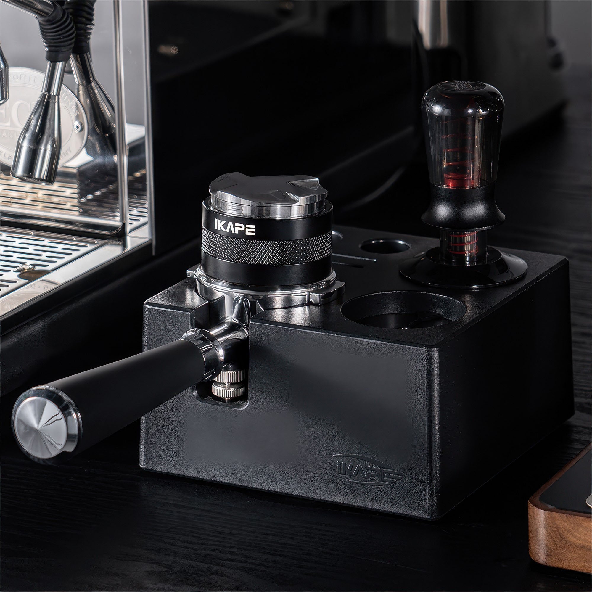 2 in 1 Adjustable Coffee Distributor & Tamper