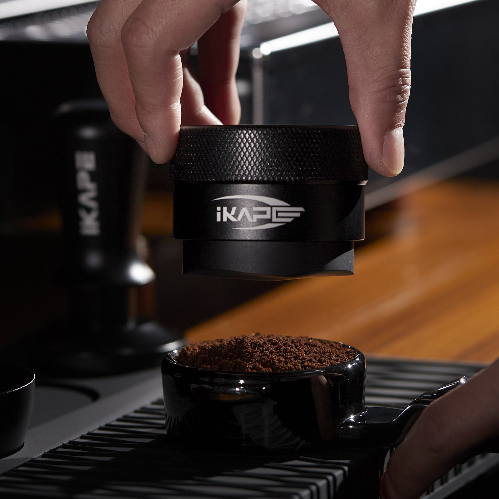 Black Edition Espresso Gravity Distributor