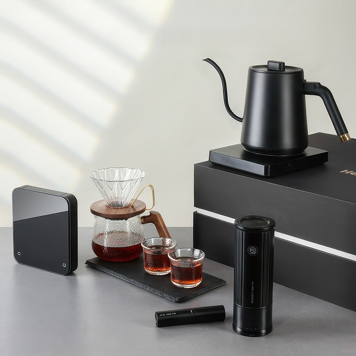 Exclusive All-in-One Pour Over Pro Coffee Kit