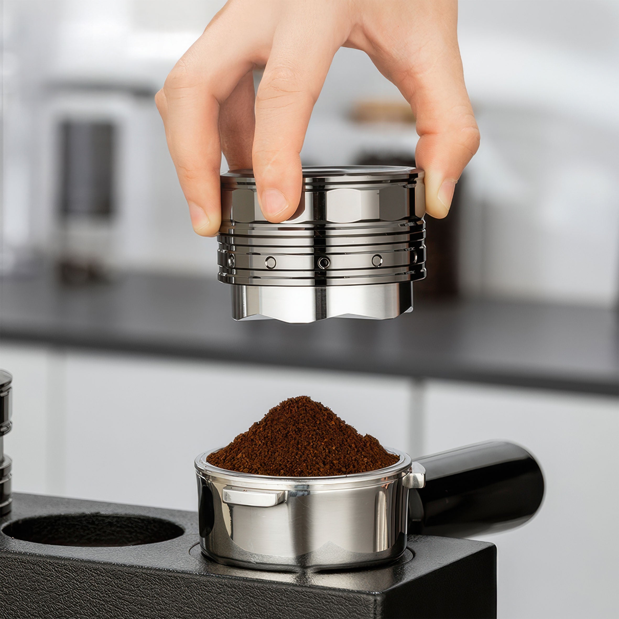 UFO Gravity Distributor - Stainless Steel Leveler